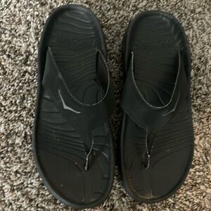 Hoka sandal, size m 8, w 10